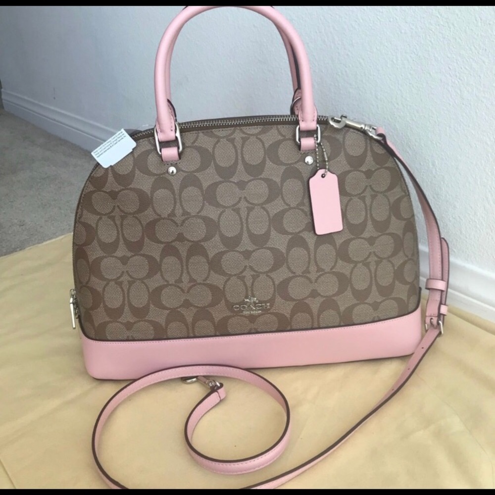 *SOLD*Coach pink satchel *Free gift with purchase*